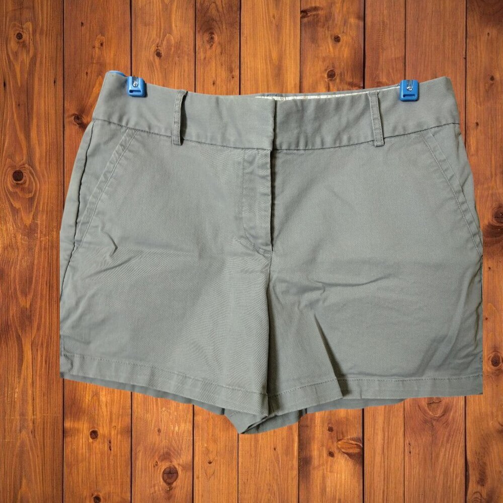Ann Taylor Loft Women's Size 6 Gray Chino Shorts Classic Casual Preppy